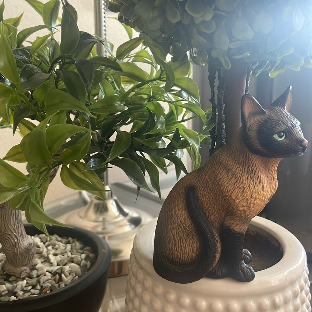 Vintage Harvey Knox Siamese Cat Ceramic